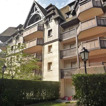 Apartamento Le Fairway-5 By Interhome Deauville