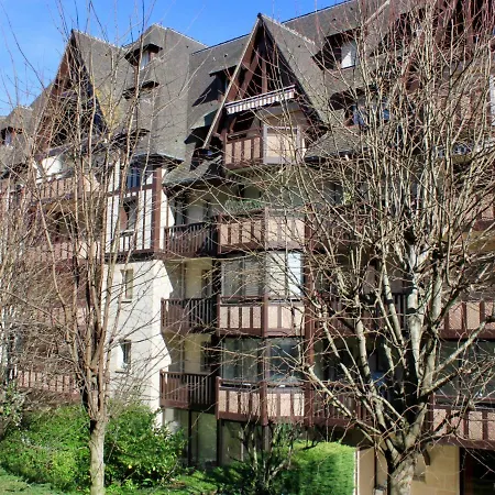 Appartement Le Fairway-5 By Interhome Deauville